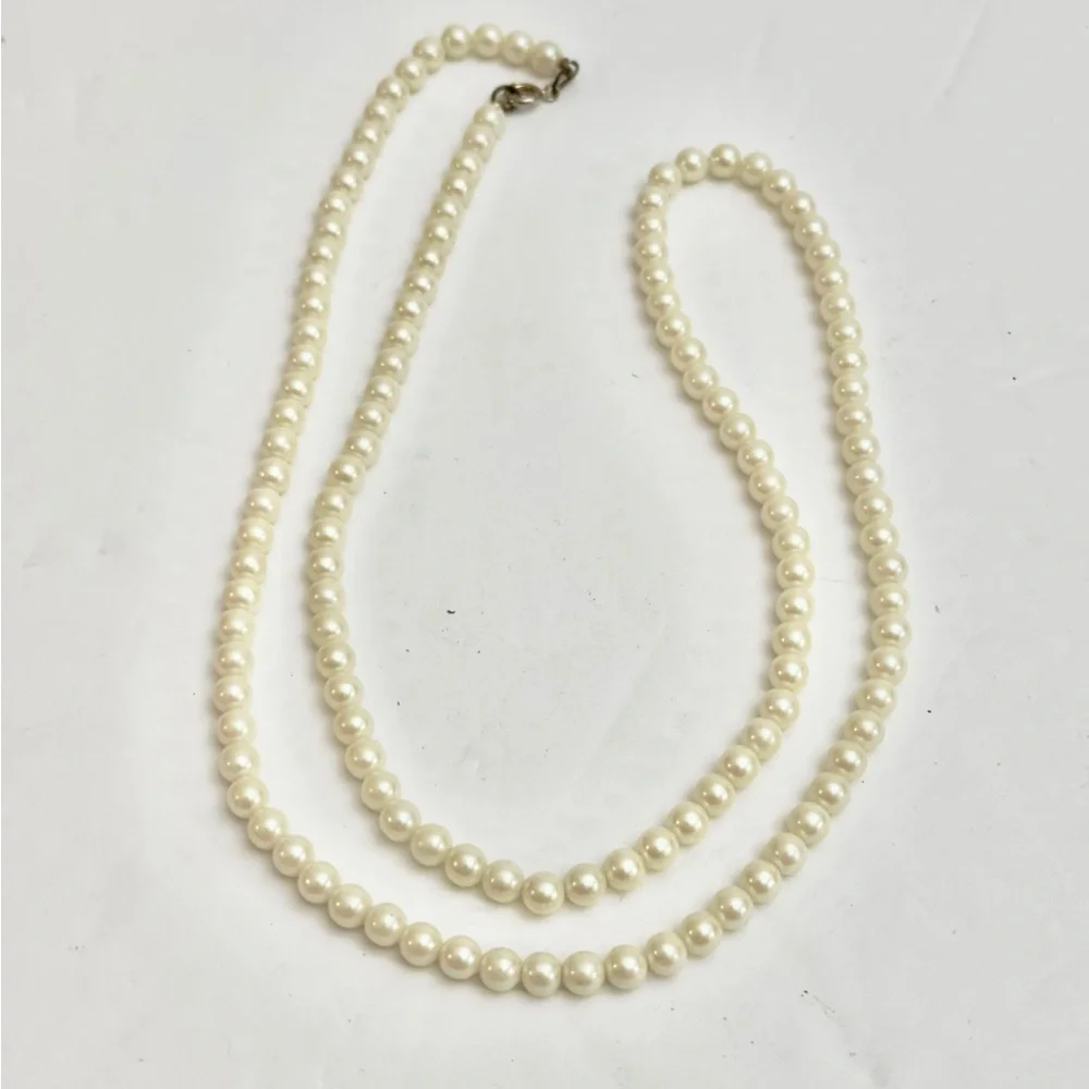 Vintage Faux Pearl Necklace‎ Creme/off-white